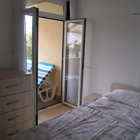 Apartmani Matela เพทรอซาเน ภายนอก รูปภาพ